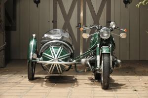 BMW R 60/2 with a Steib S350 Sport Chair 1965 года